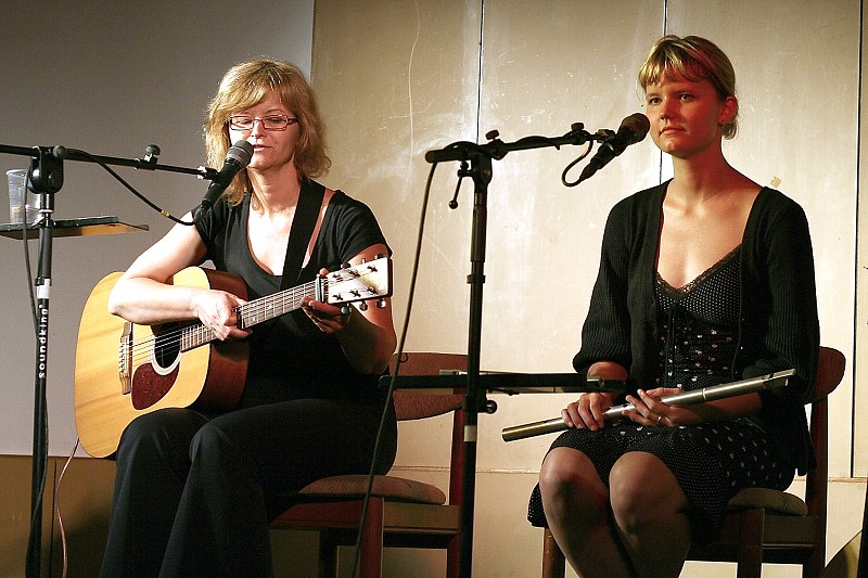 Pavlína Jíšová s Adélkou, Studénka 11.5.2012