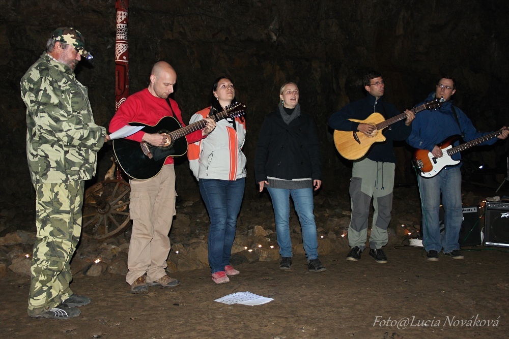 Koncert v jeskyni Býčí skála, 8.6.2014