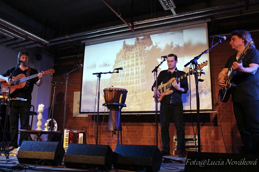 Křest CD Devítky Je to boj! Brno 21.4.2016