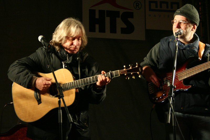 Žalman a Hosté - vánoční jarmark Havířov 4.12.2010