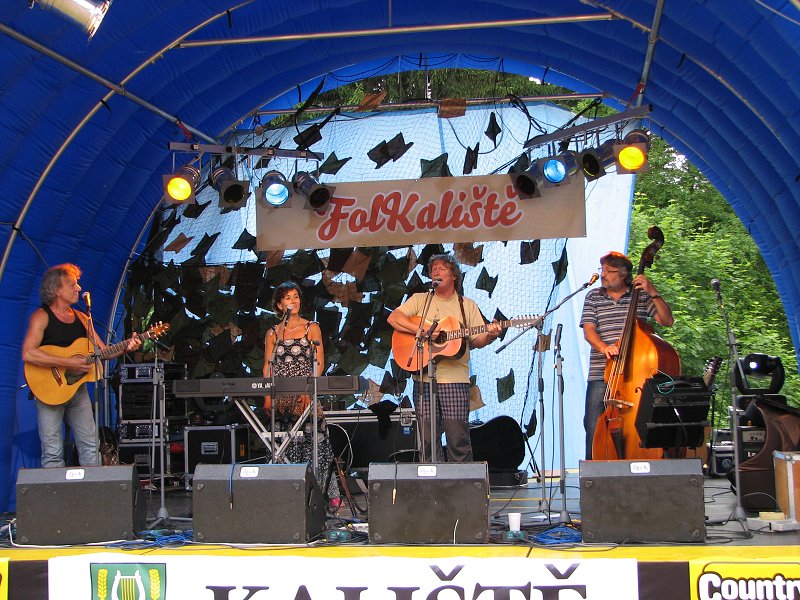 Festival FolKaliště, 10.-12.6.2011, foto Radek
